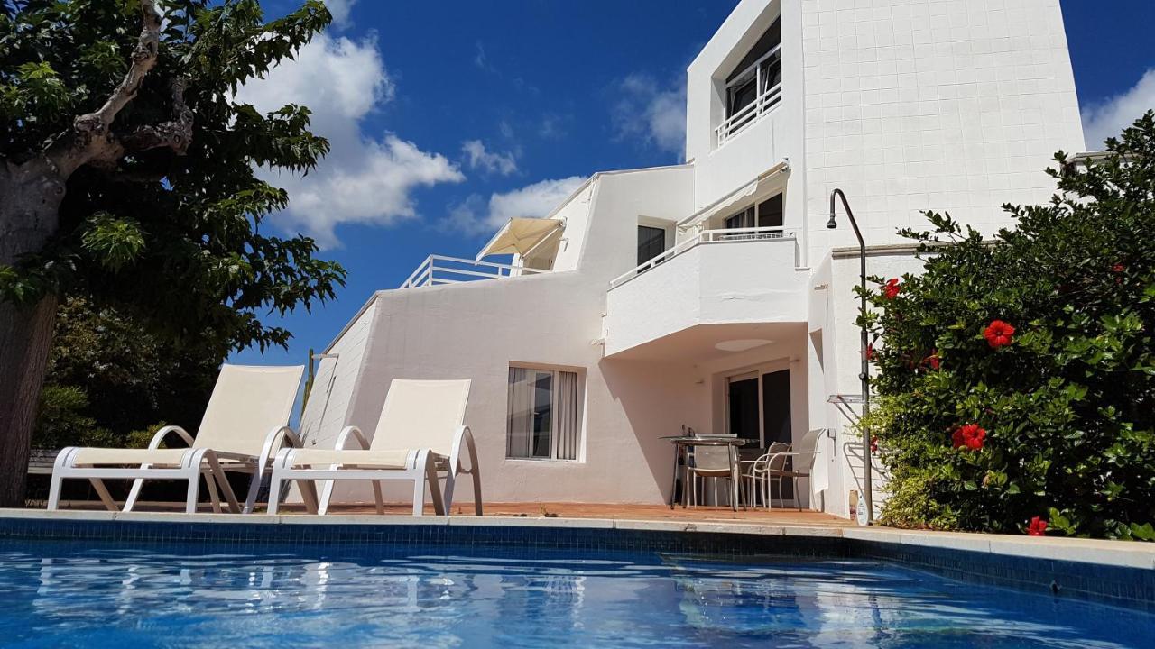 Starbal Love Es Castell  Exterior foto